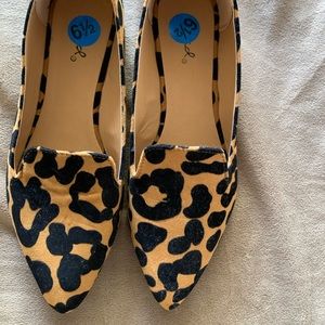 Leopard flats